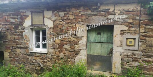 CASA CON TERRENO EN A FONSAGRADA