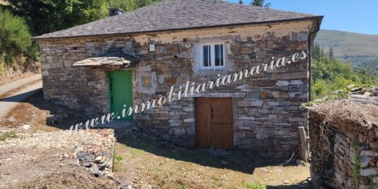 CASA EN PIEDRA,CON TERRENO EN TARAMUNDI, ASTURIAS
