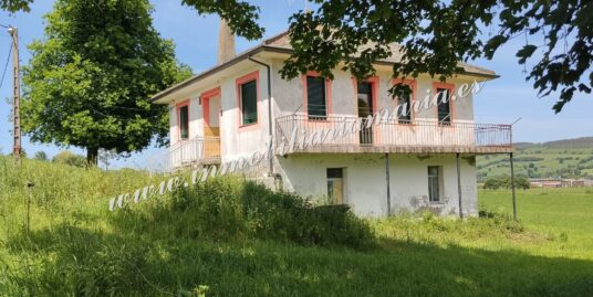 CASA PARA ENTRAR A VIVIR EN A PASTORIZA, LUGO